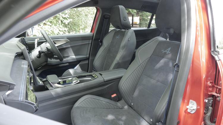 Renault RAFALE ESTATE E-Tech PHEV Techno Esprit Alpine AWD 5dr Auto